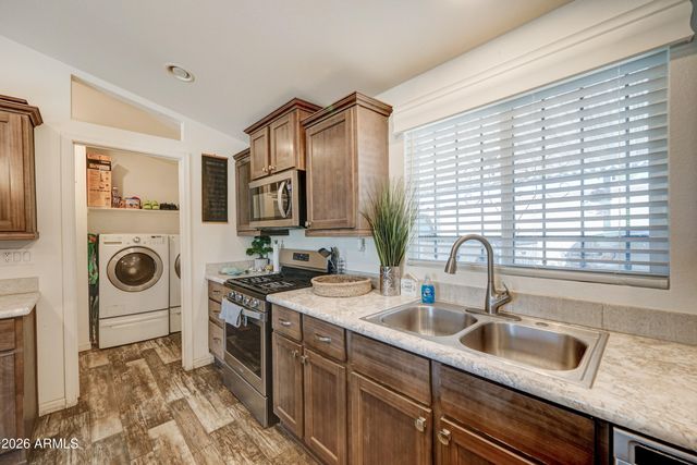 6722 W Taylor Street 294, Phoenix, AZ 85043