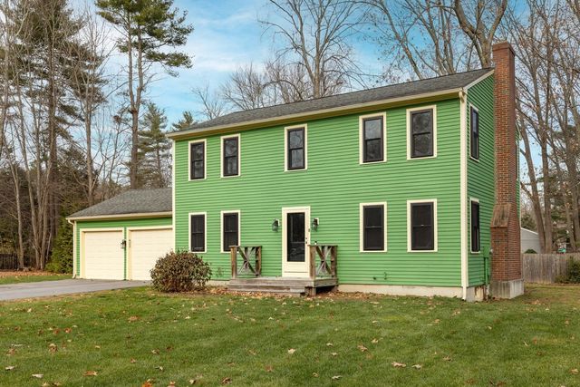 8 River Bend Circle, Exeter, NH 03833