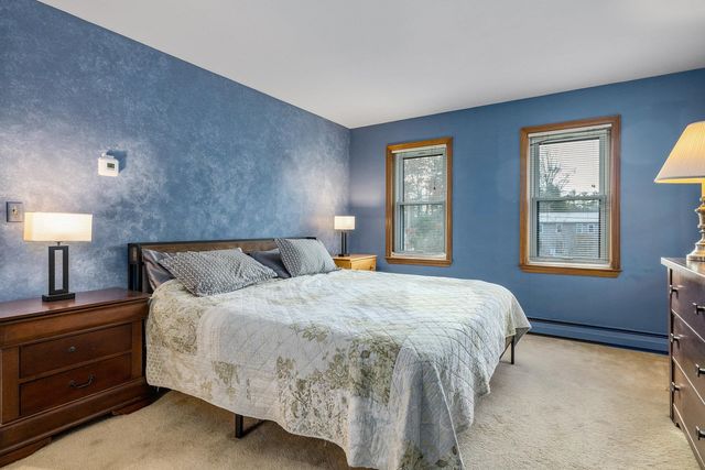 8 River Bend Circle, Exeter, NH 03833