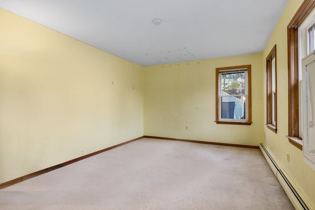 8 River Bend Circle, Exeter, NH 03833