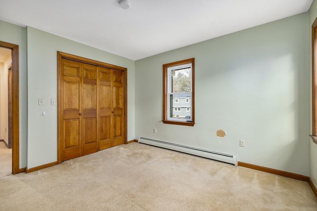 8 River Bend Circle, Exeter, NH 03833