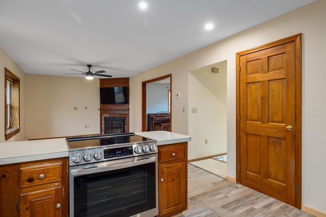 8 River Bend Circle, Exeter, NH 03833