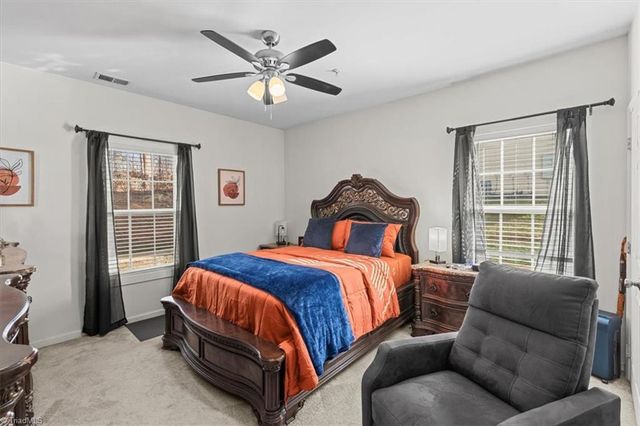 2606 Pennoak Way C, Greensboro, NC 27407