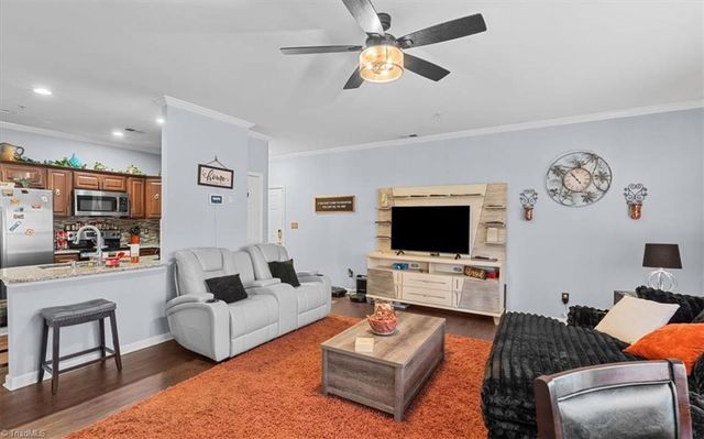 2606 Pennoak Way C, Greensboro, NC 27407