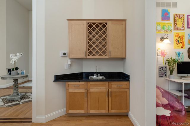 52041 Loon Court, Shelby Charter Township, MI 48315