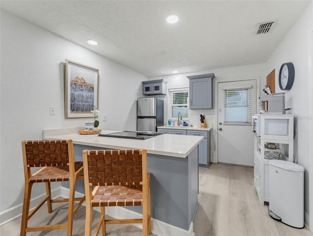 5635 MONTANA AVENUE, New Port Richey, FL 34652