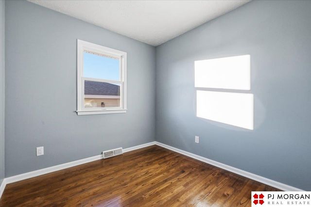 3821 Emiline Street, Omaha, NE 68147