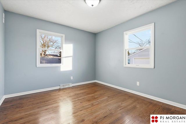 3821 Emiline Street, Omaha, NE 68147