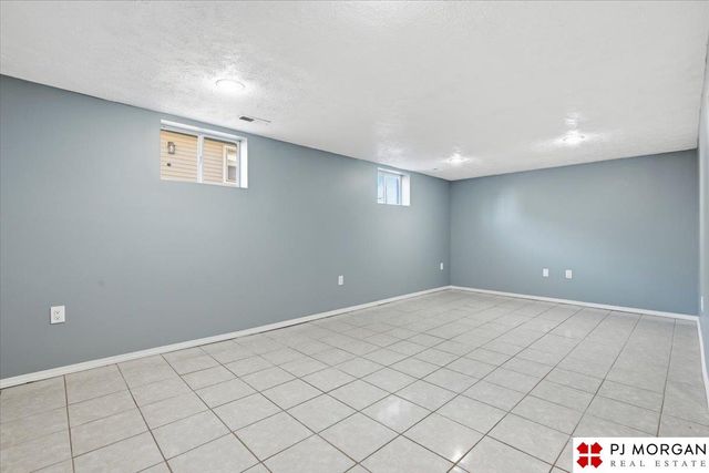 3821 Emiline Street, Omaha, NE 68147