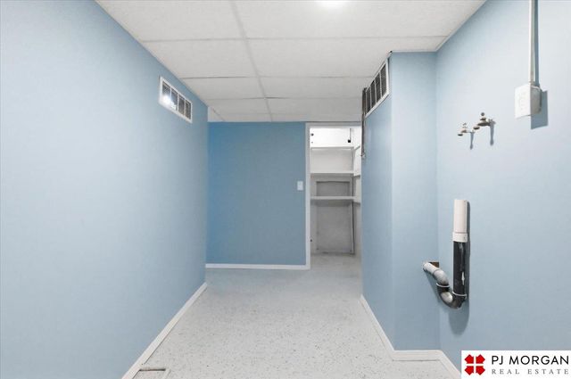 3821 Emiline Street, Omaha, NE 68147