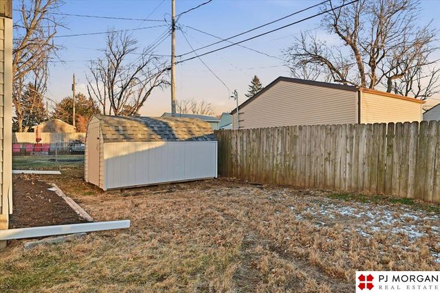 3821 Emiline Street, Omaha, NE 68147