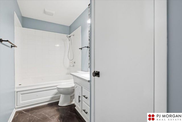 3821 Emiline Street, Omaha, NE 68147