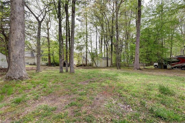 505 Musket DR, Williamsburg, VA 23185
