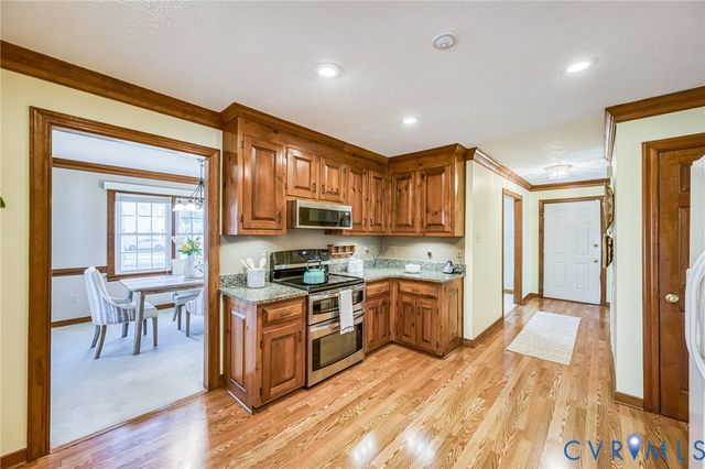 109 Treva Rd, Sandston, VA 23150