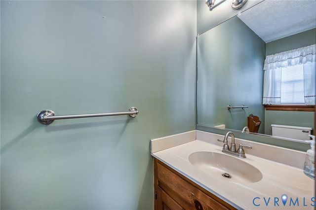 109 Treva Rd, Sandston, VA 23150