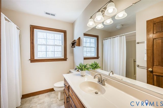 109 Treva Rd, Sandston, VA 23150