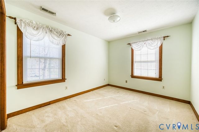 109 Treva Rd, Sandston, VA 23150