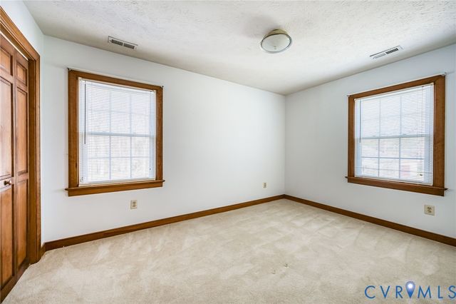 109 Treva Rd, Sandston, VA 23150