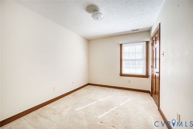 109 Treva Rd, Sandston, VA 23150