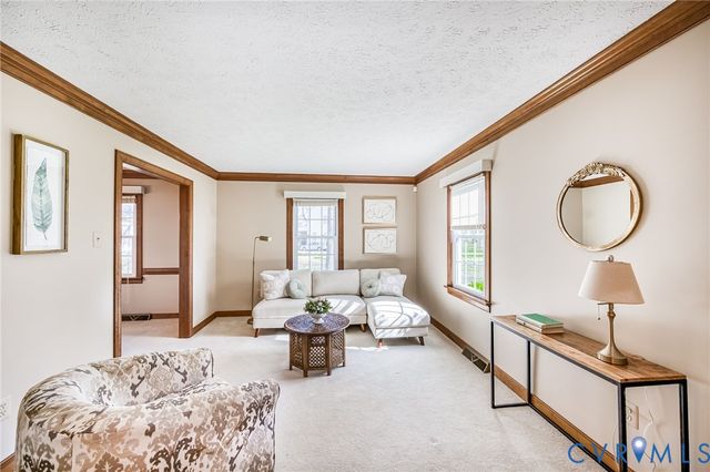 109 Treva Rd, Sandston, VA 23150