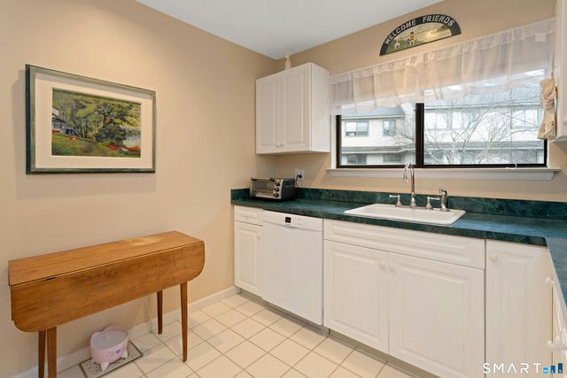 2435 Bedford Street 3A, Stamford, CT 06905