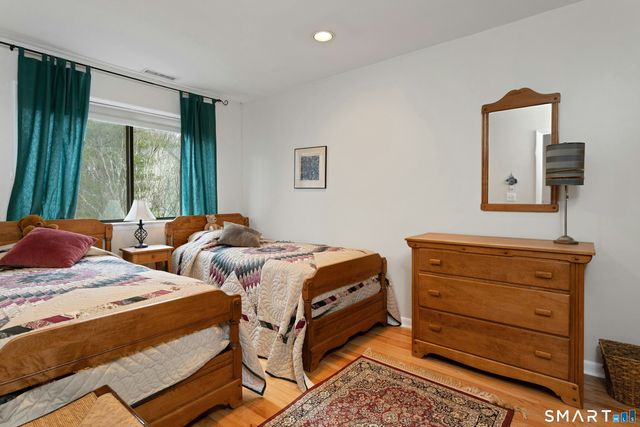 2435 Bedford Street 3A, Stamford, CT 06905