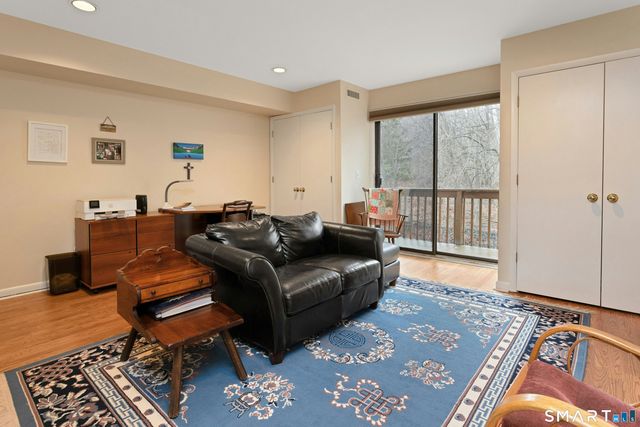 2435 Bedford Street 3A, Stamford, CT 06905