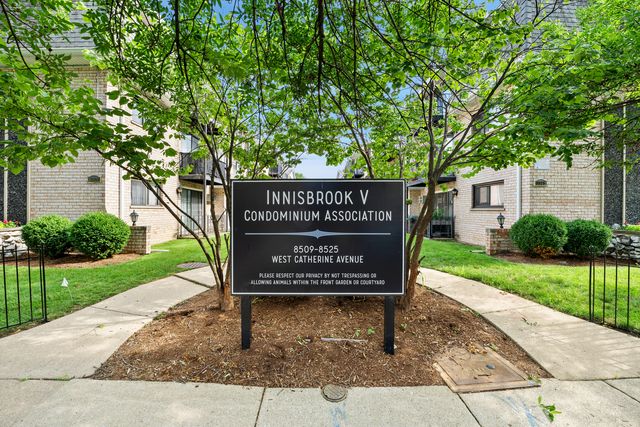 8511 W Catherine Avenue 287, Chicago, IL 60656