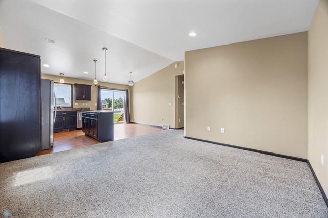 4543 15th Street S, Moorhead, MN 56560
