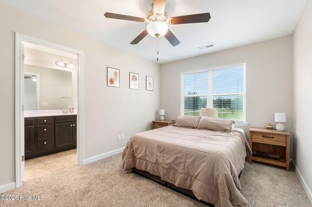 7 Jaydn Drive, Jacksonville, NC 28546