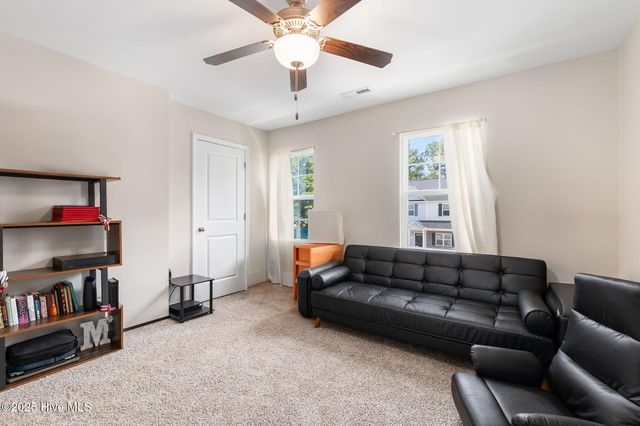 7 Jaydn Drive, Jacksonville, NC 28546