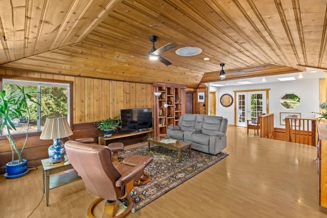 260 Overlook Drive, Boulder Creek, CA 95006