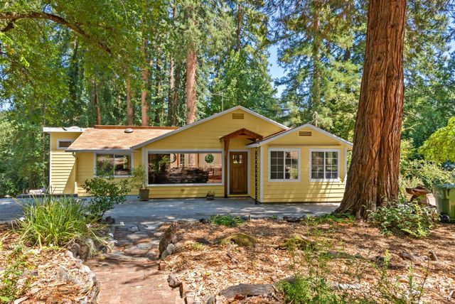 260 Overlook Drive, Boulder Creek, CA 95006