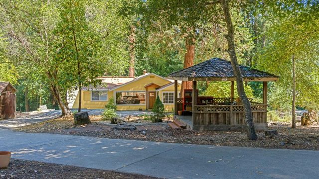 260 Overlook Drive, Boulder Creek, CA 95006