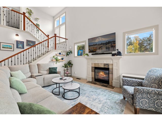 14574 PITTOCK Pl, Oregon City, OR 97045
