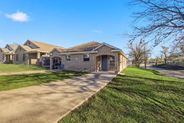 2900 NW 29th Street, Fort Worth, TX 76106