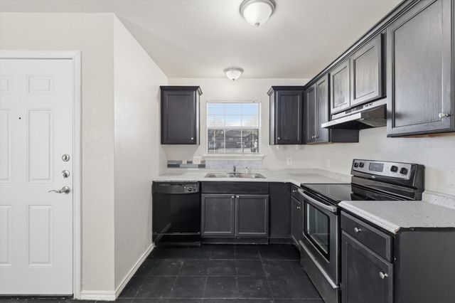 2900 NW 29th Street, Fort Worth, TX 76106