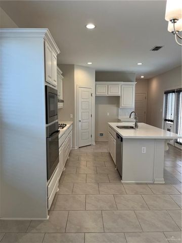 3302 Oriole Drive, Mission, TX 78572