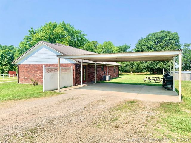 40228 E County Road 1219, Stigler, OK 74462