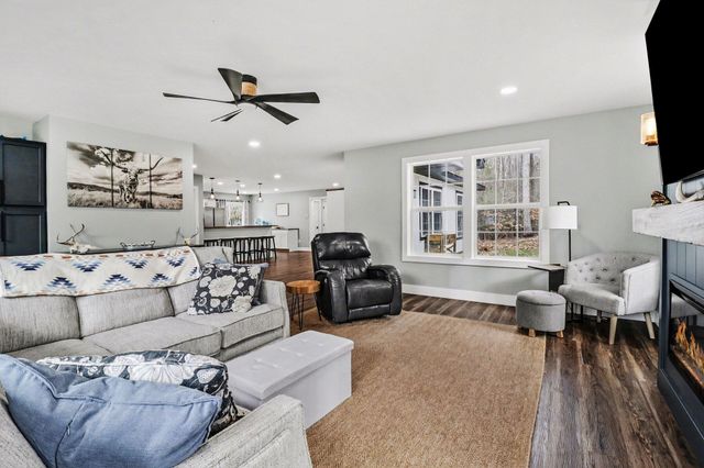 969 N Pine Ridge Drive, Ludington, MI 49431