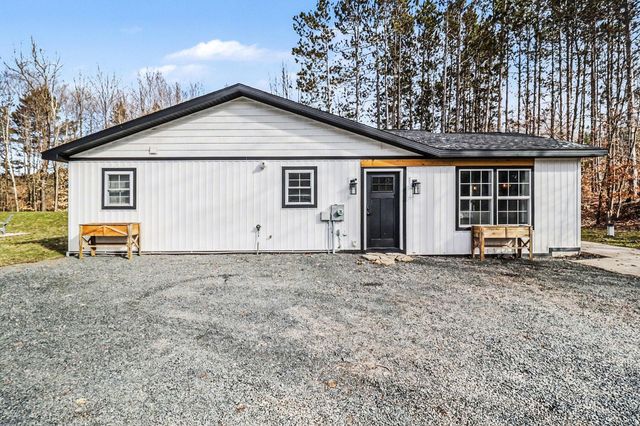 969 N Pine Ridge Drive, Ludington, MI 49431