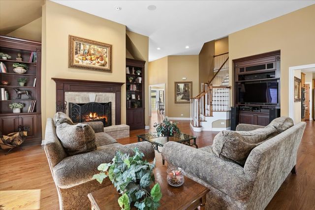 1065 Vineyard Drive, Gurnee, IL 60031