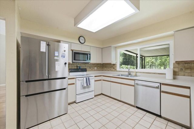 2804 PALAMORE DRIVE, Tampa, FL 33618