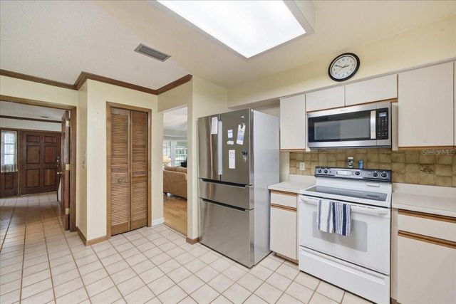2804 PALAMORE DRIVE, Tampa, FL 33618