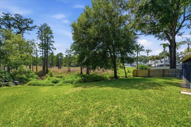 2804 PALAMORE DRIVE, Tampa, FL 33618