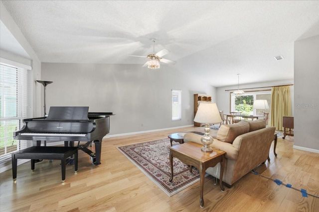 2804 PALAMORE DRIVE, Tampa, FL 33618