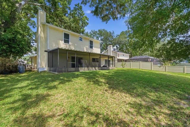 2804 PALAMORE DRIVE, Tampa, FL 33618