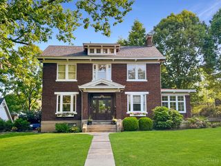 3290 Observatory Avenue, Cincinnati, OH 45208