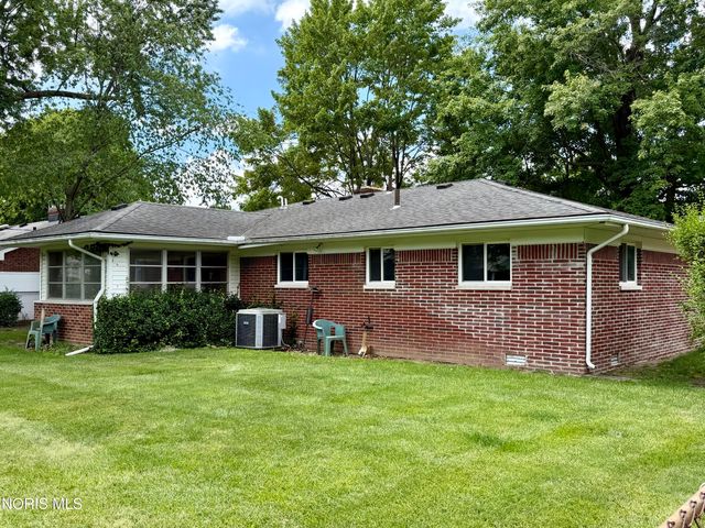 2235 Belvedere Drive, Toledo, OH 43614