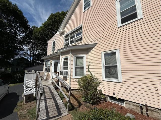 51 Chestnut Street, Rochester, NH 03867